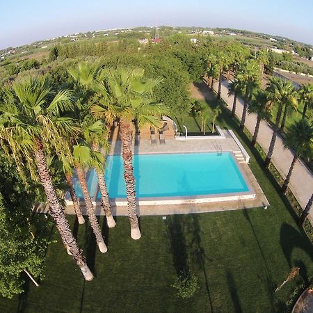 Parco Degli Aranci Bed & Breakfast Cutrofiano Exterior foto